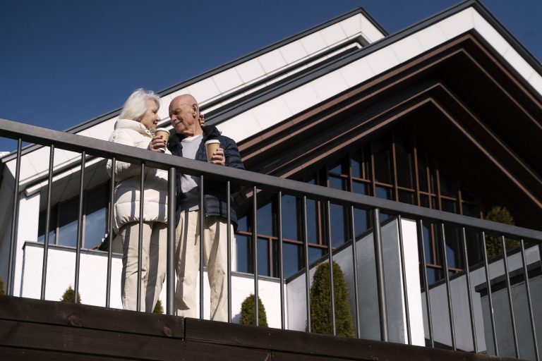 Zunanja kovinska ograja